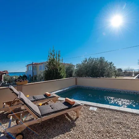 Ferienhaus In Privlaka Mit Privatem Pool - B44223 בית נופש *