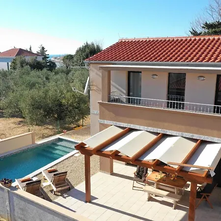 Ferienhaus In Privlaka Mit Privatem Pool - B44223 בית נופש
